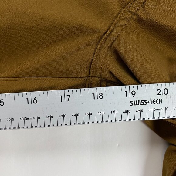 NWOT Mountain Hardwear AP Shorts Mens 42 x 18 Inseam Hiking Walking Outdoors - Picture 13 of 13